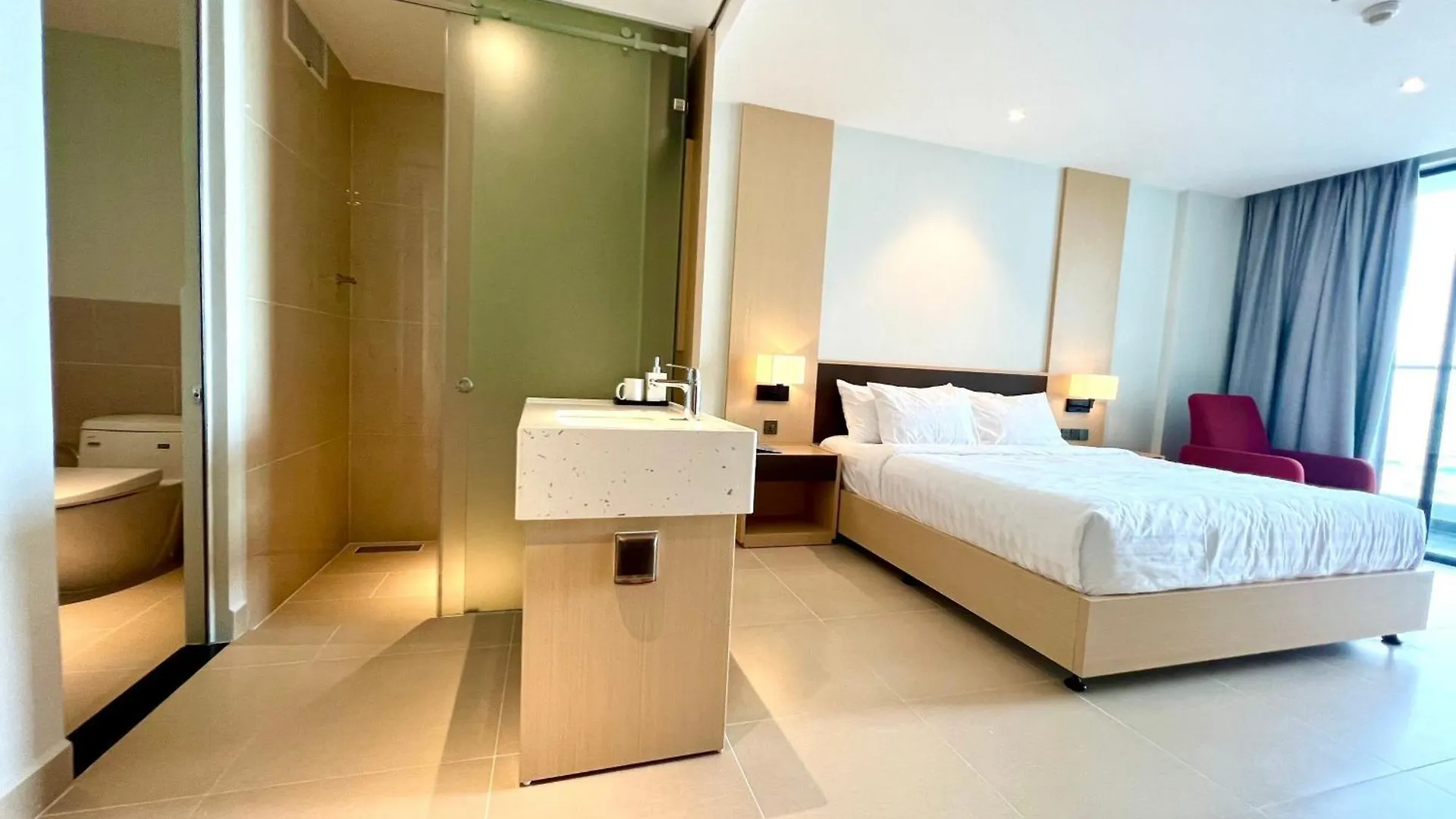 Seaview Cam Ranh Nha Trang Near Airporrt Aparthotel