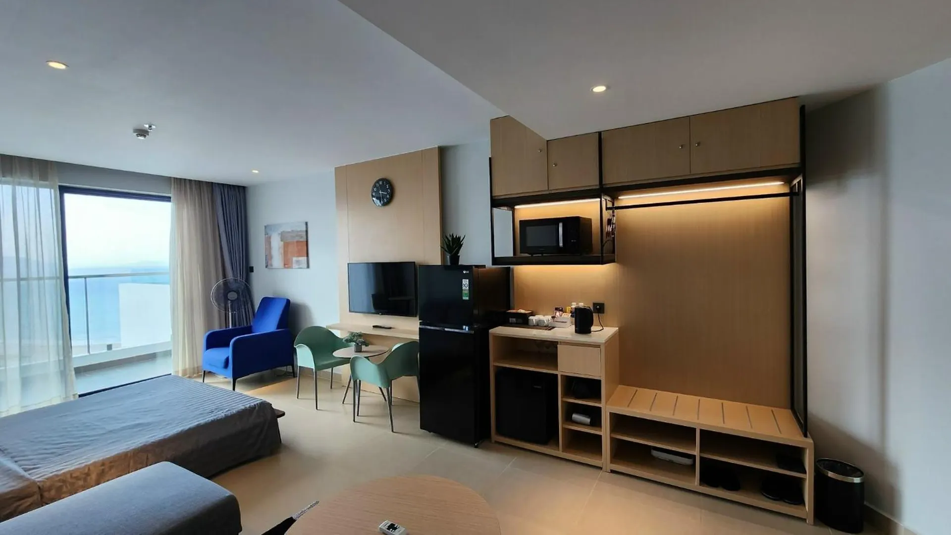 Seaview Cam Ranh Nha Trang Near Airporrt Aparthotel