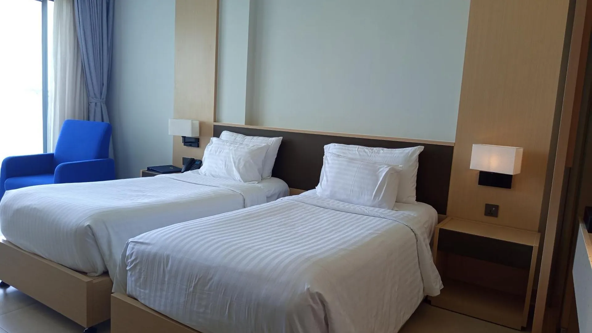 Aparthotel Seaview Cam Ranh Nha Trang Near Airporrt