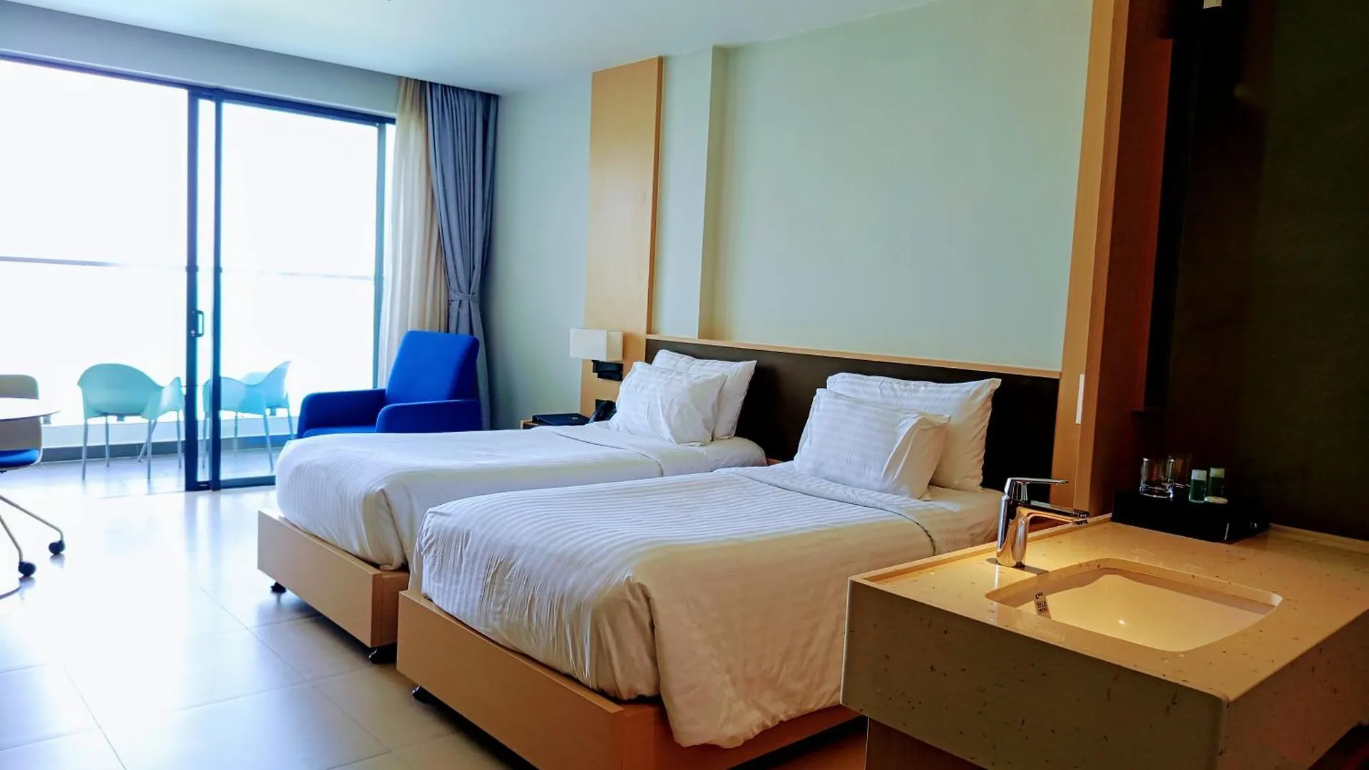 Seaview Cam Ranh Nha Trang Near Airporrt Aparthotel Vietnam