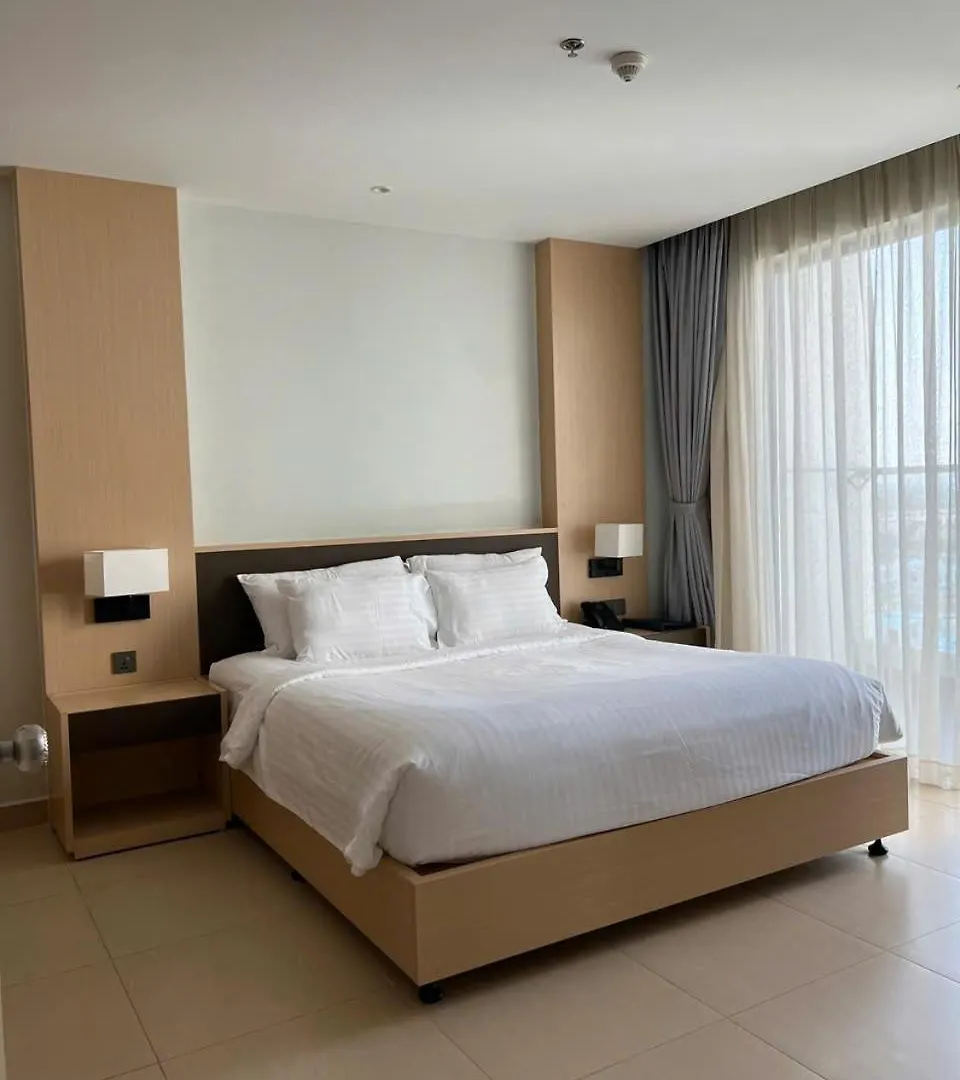 Seaview Cam Ranh Nha Trang Near Airporrt Aparthotel