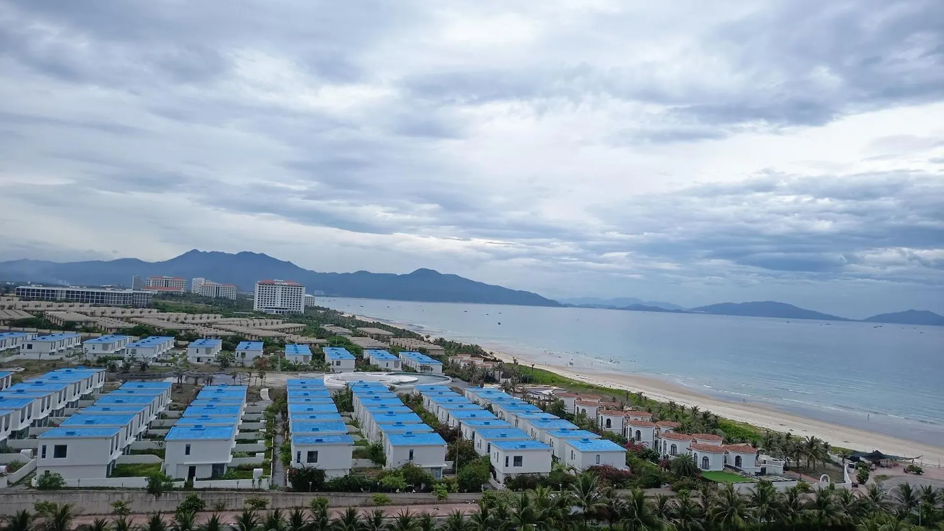 Aparthotel Seaview Cam Ranh Nha Trang Near Airporrt