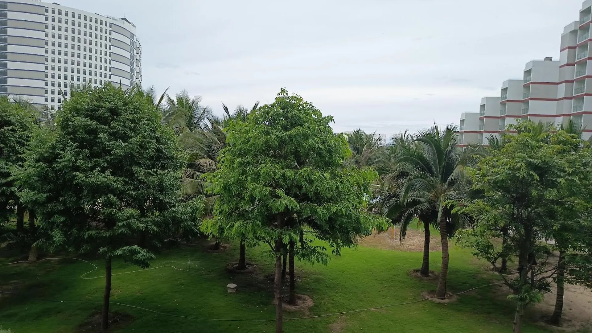 Aparthotel Seaview Cam Ranh Nha Trang Near Airporrt